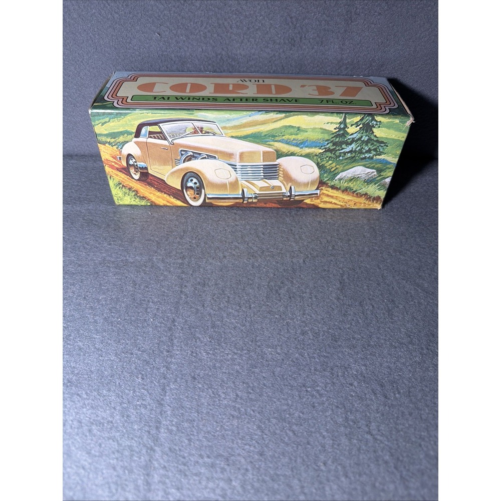 Avon CORD 37 Wild Country After Shave Decanter - Full with Box Vintage